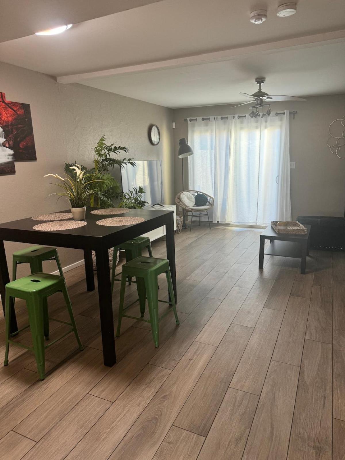 Old Town Scottsdale 2 Bedroom Gem! ภายนอก รูปภาพ
